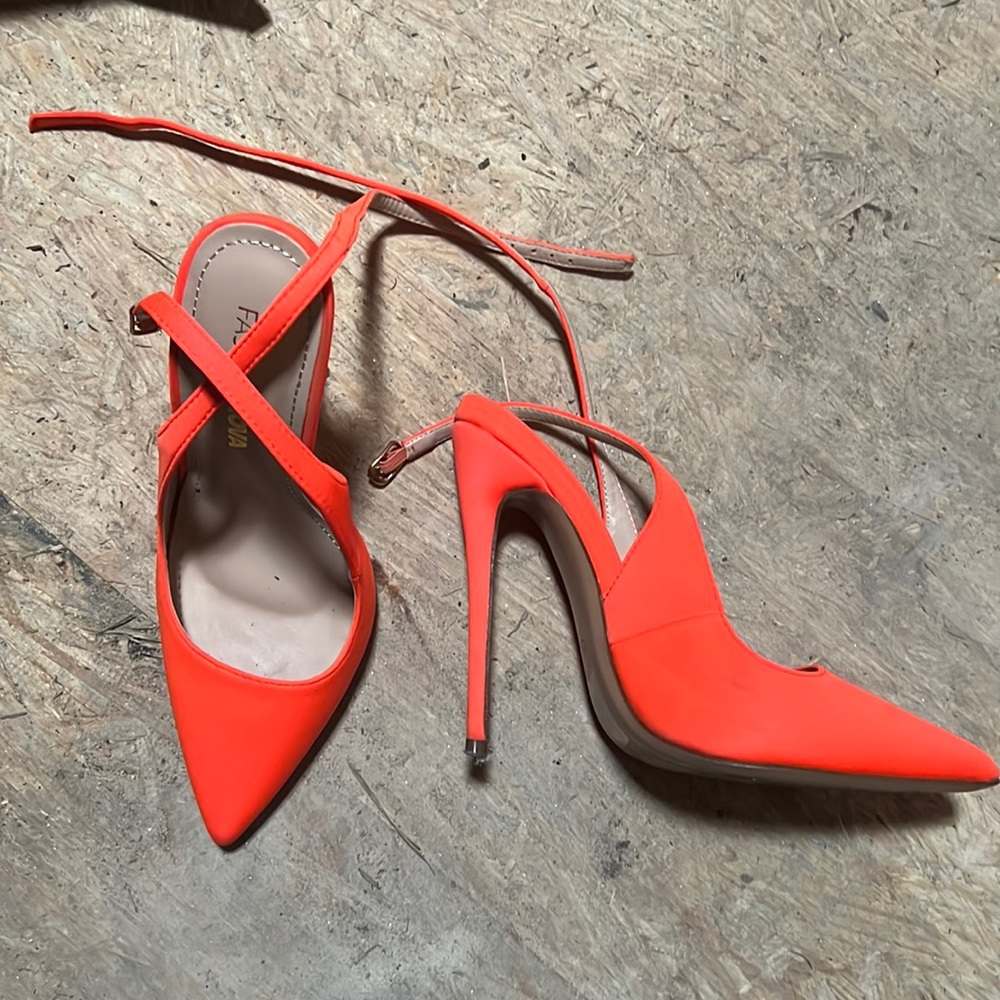 Fashion nova heels